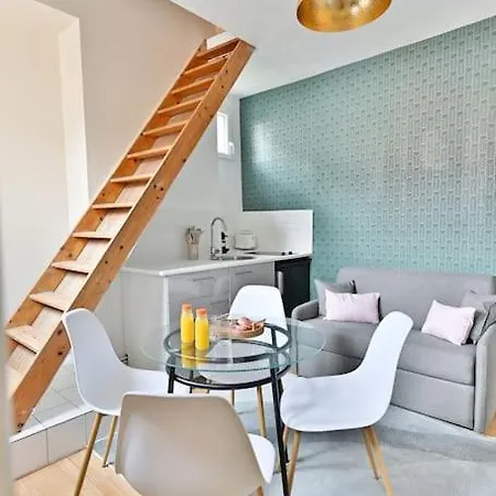 Appartement Avec Mezzanine Au Centre De - Ii Paris