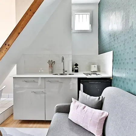 Appartement Avec Mezzanine Au Centre De - Ii Paris
